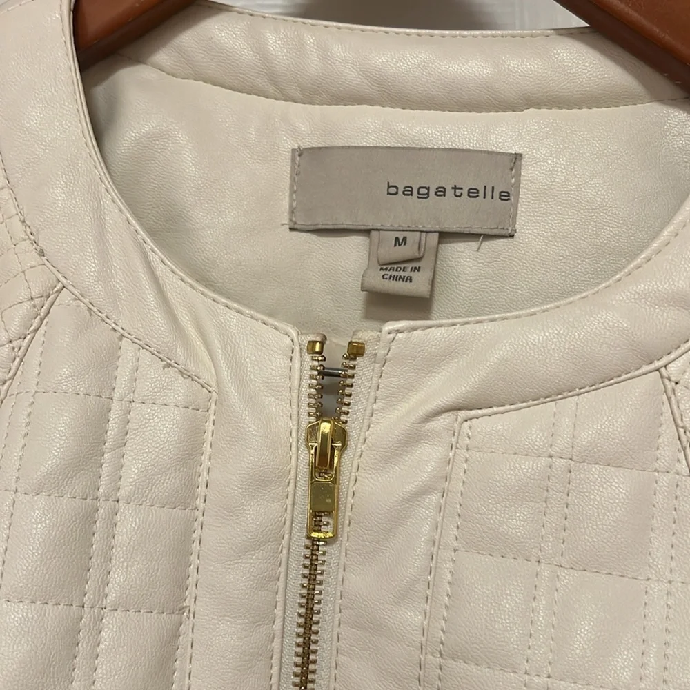 Bagatelle Faux Leather Lined Jacket Gold Accents Ivory Sz Med - Like New